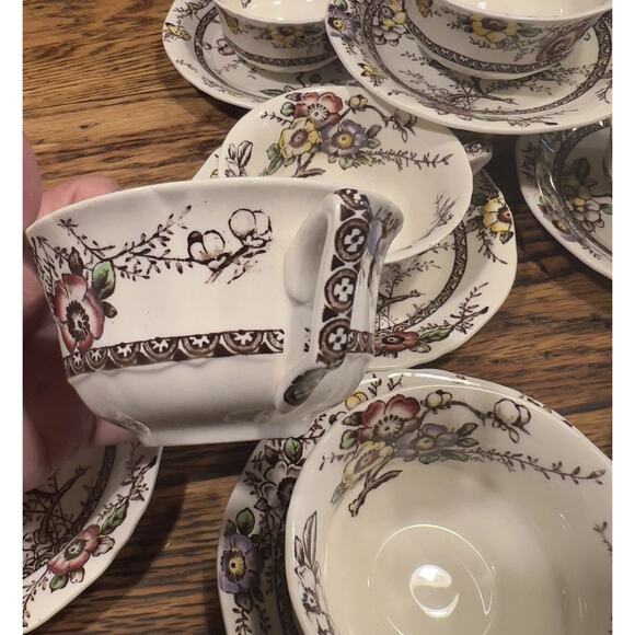 8 sets - 16 Pc - Alfred Meakin Medway dark brown Floral Cups & Saucers BUTTERFLY - Picture 3 of 16